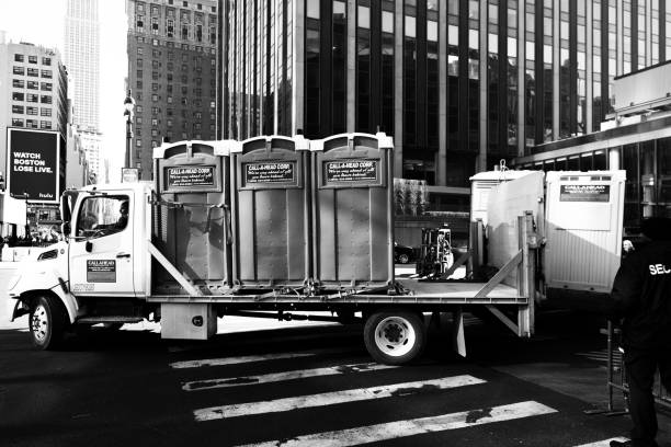 Porta potty rental for outdoor events in Bunker Hill, IL